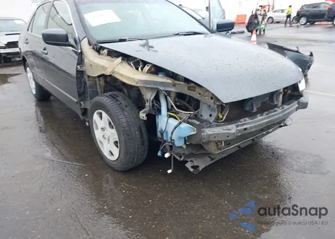 2006 Honda Accord 2.4 Lx z USA, uszkodzony, nr VIN 3HGCM56476G700435